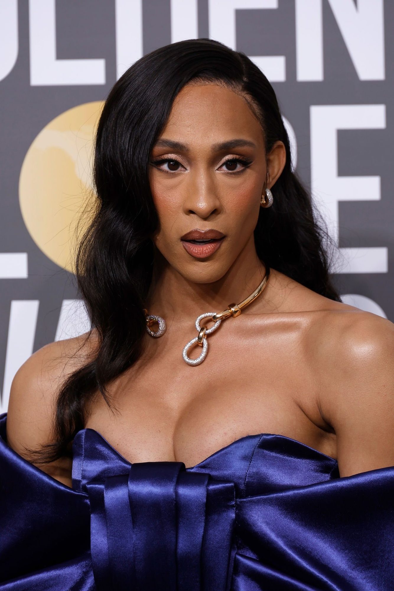 SMR-043.jpg SMR-043.jpg