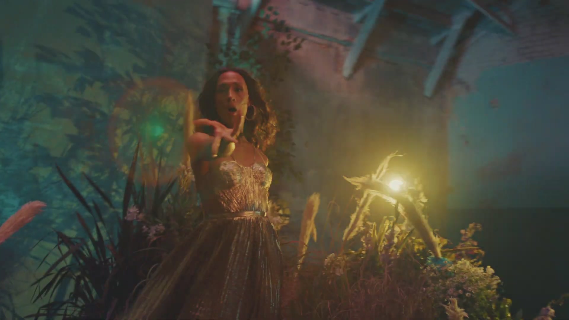 SMR-215.jpg SMR-215.jpg